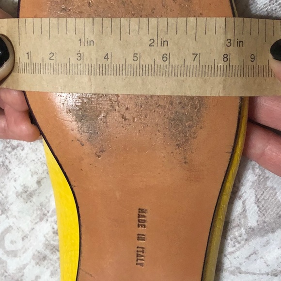 salvatore ferragamo flats - Picture 4 of 5